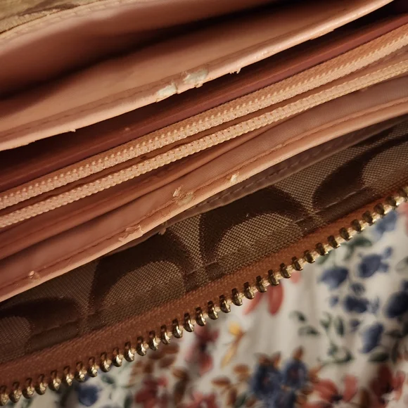 Coach Signature Canvas Zip-Around Wallet – Light Pink Trim - Picture 13 of 16